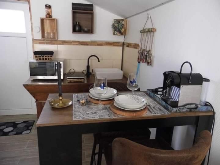 L'Histoire De L'Ouest , Jacuzzi Appartement Dole Zewnętrze zdjęcie